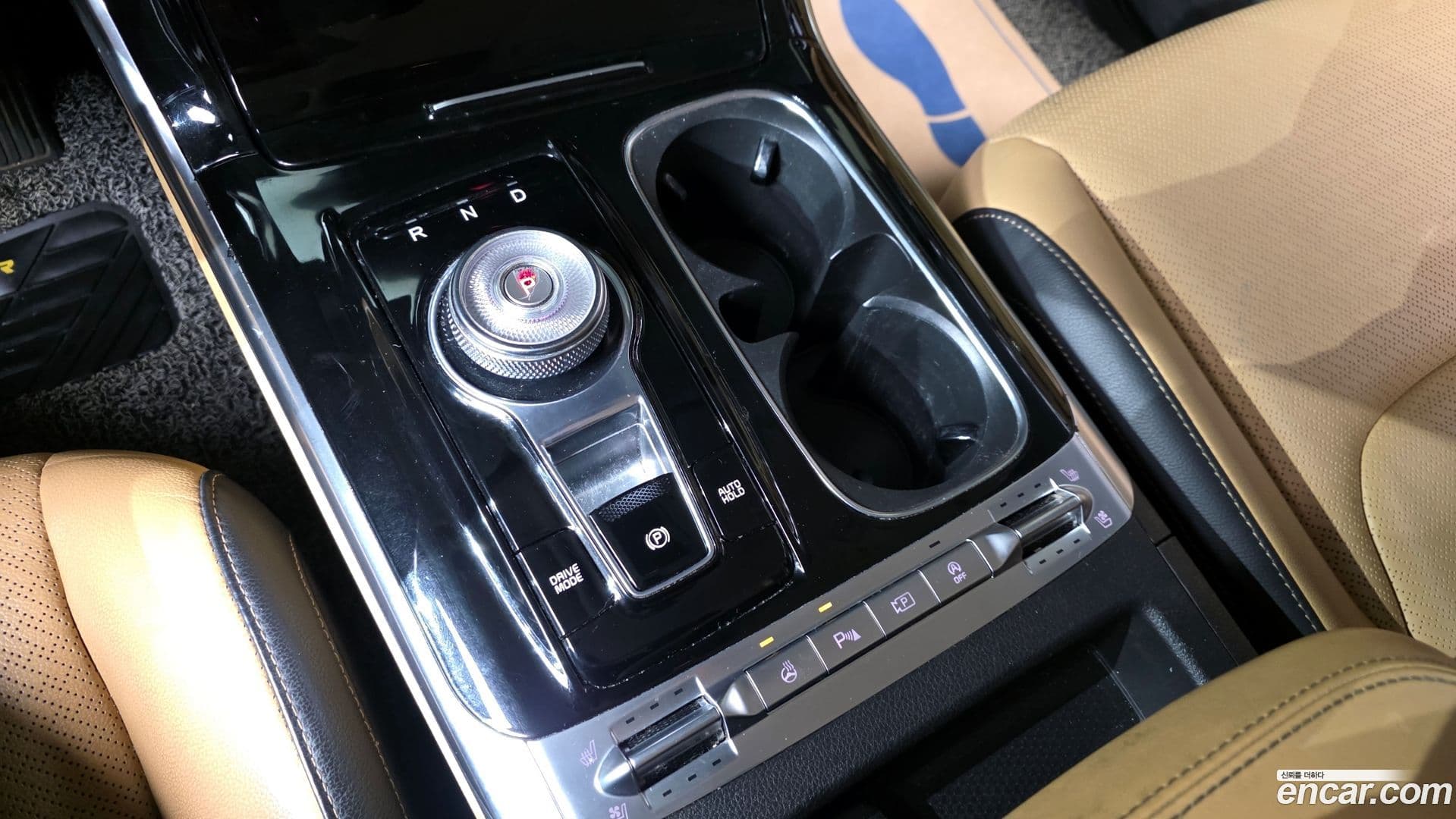 Main__Slider__Photo:Canival Kia 2020.10-8