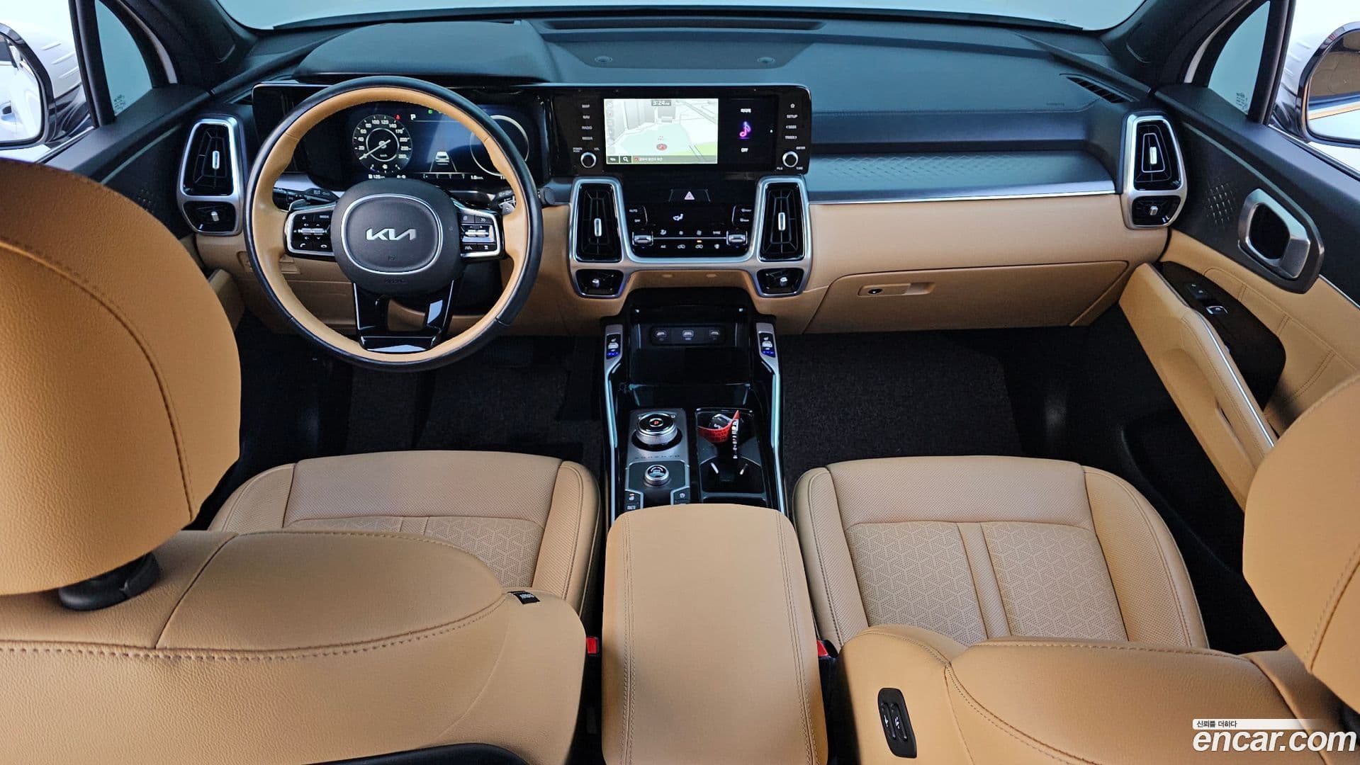 Main__Slider__Photo:Sorento Kia 2021.6-6