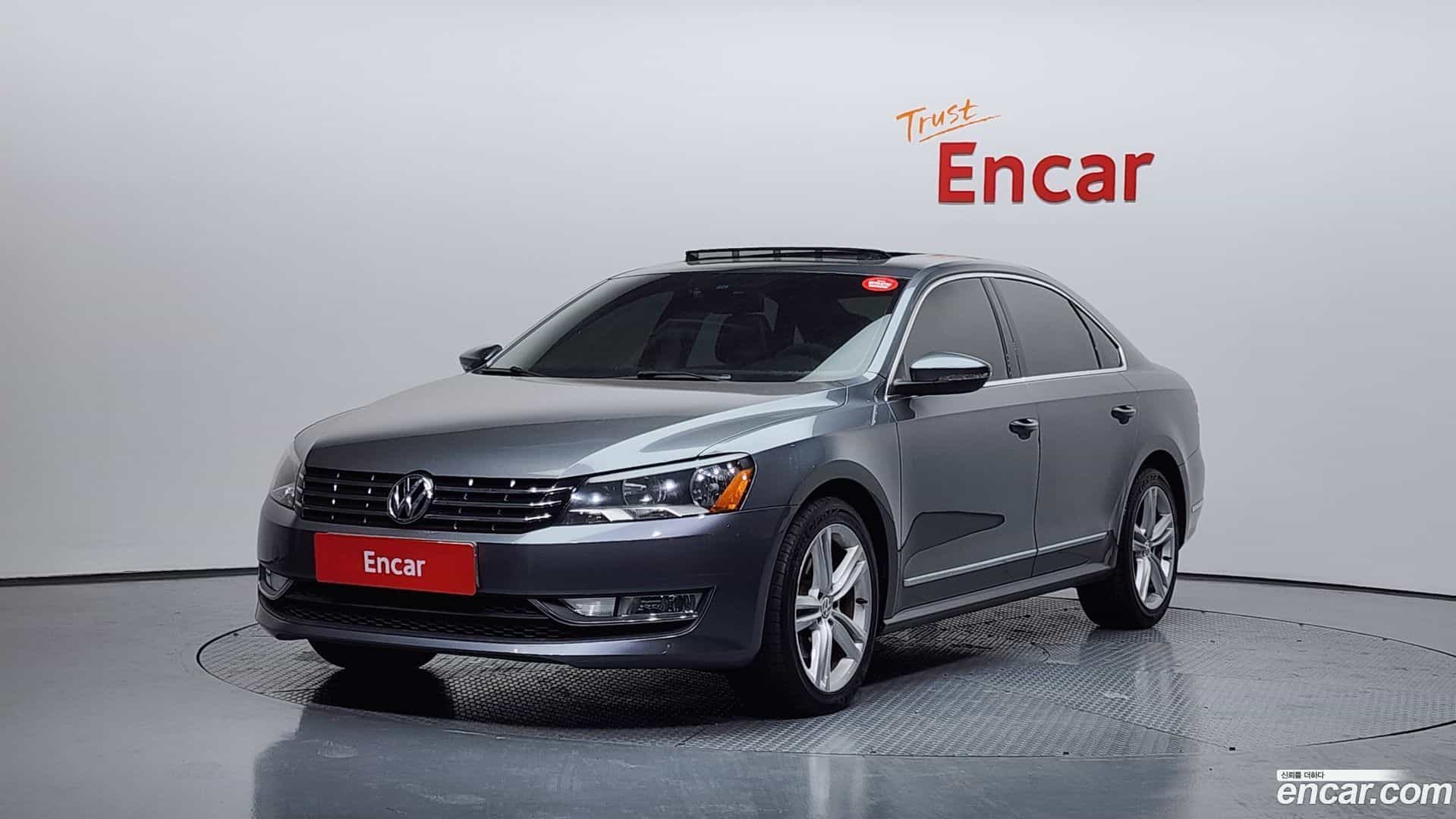 Passat Volkswagen 2013.6-OUTER-001