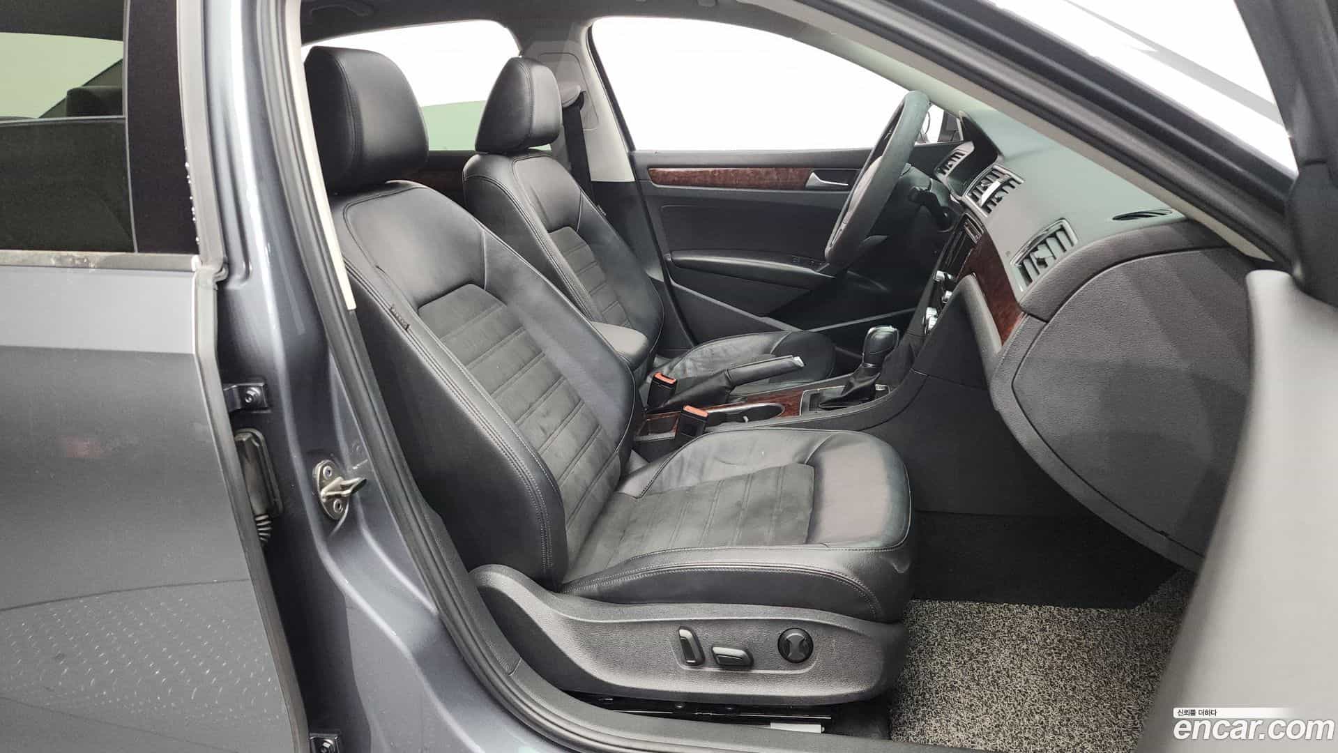 Passat Volkswagen 2013.6-OPTION-015