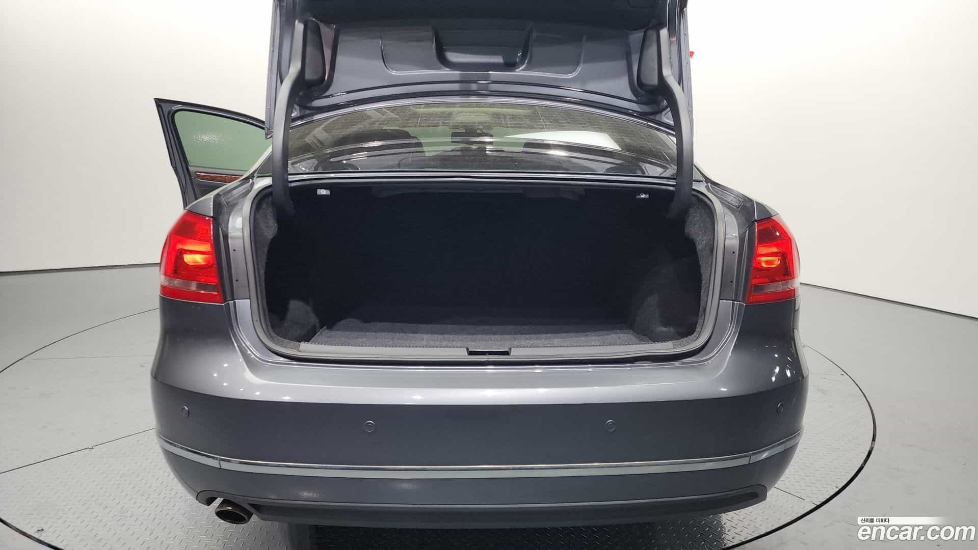 Passat Volkswagen 2013.6-OPTION-024