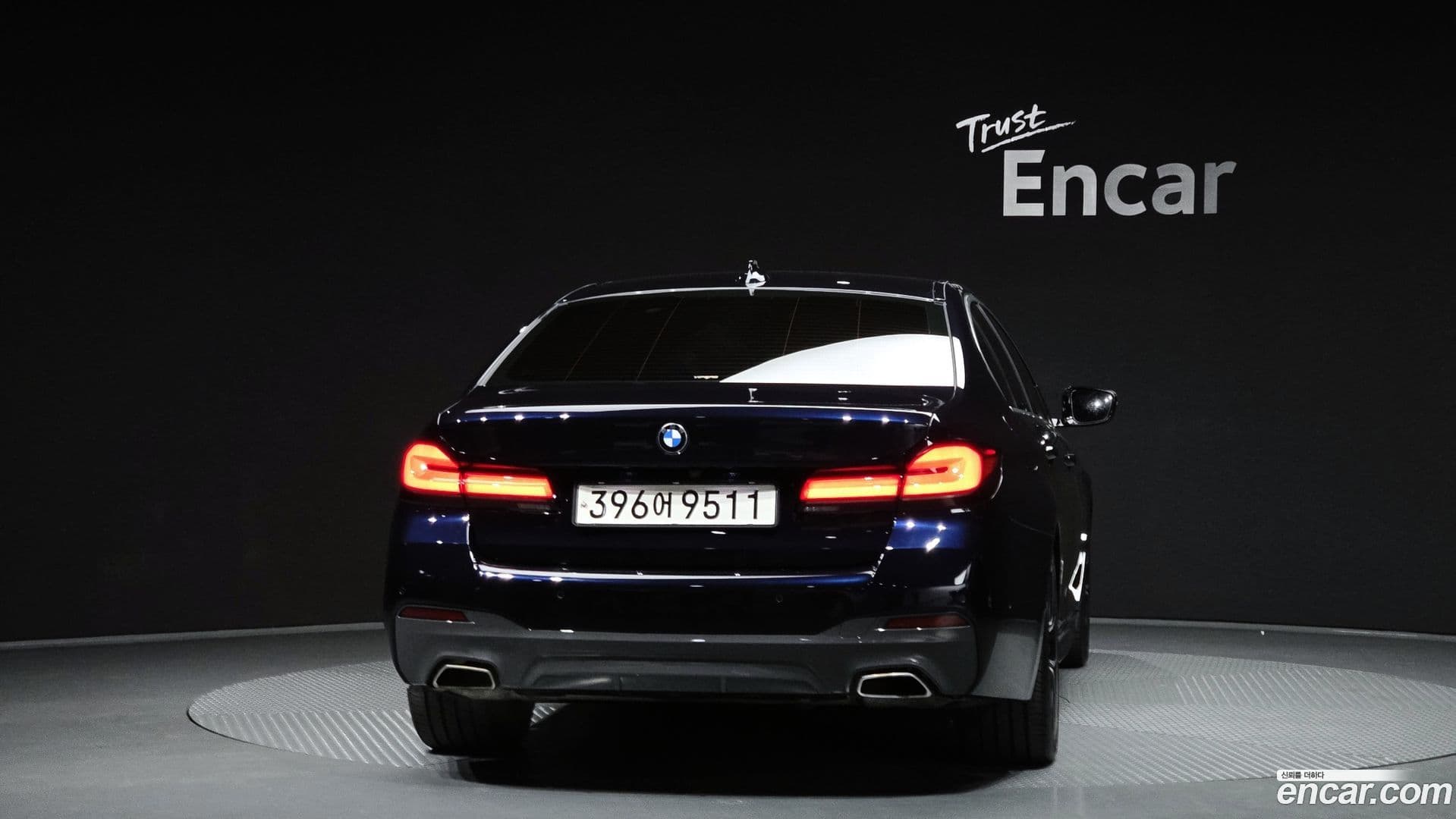 Main__Slider__Photo:5-Series BMW 2021.1-3