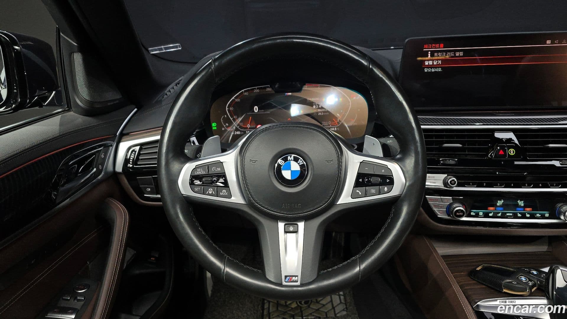 Main__Slider__Photo:5-Series BMW 2021.1-12