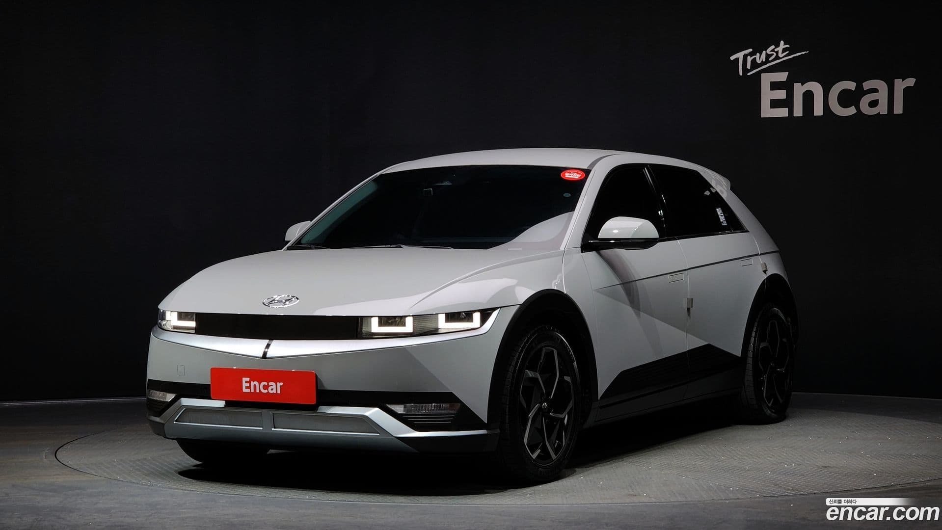 Main__Slider__Photo:Ioniq5 Hyundai 2023.10-0