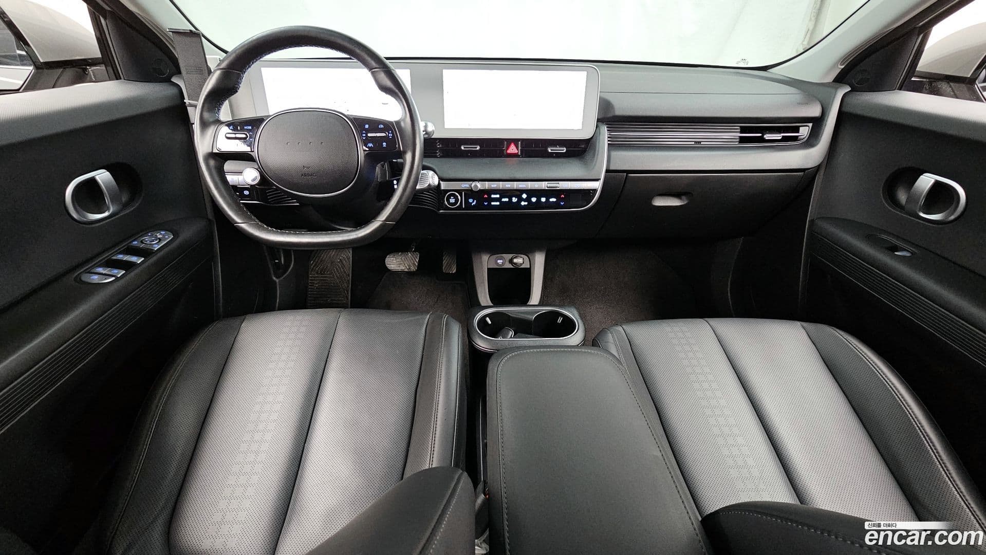 Main__Slider__Photo:Ioniq5 Hyundai 2023.10-6