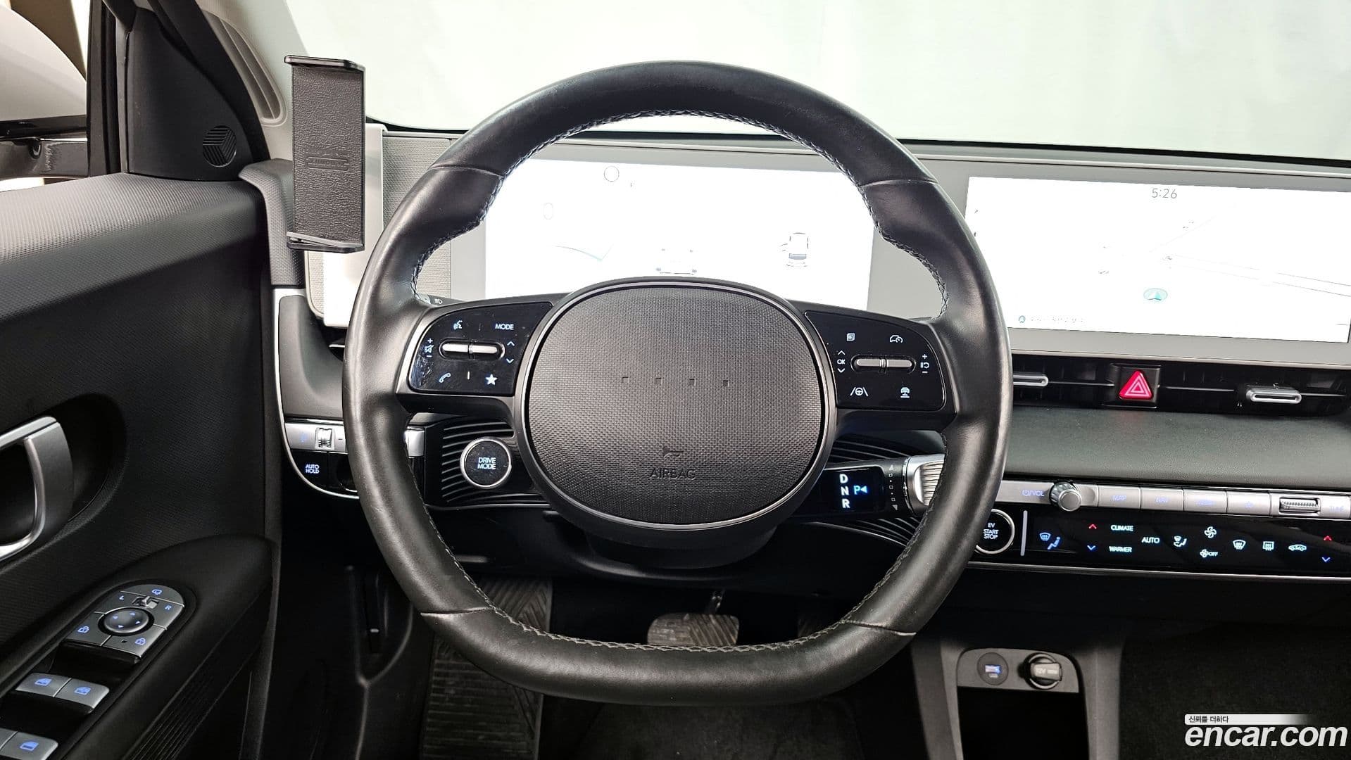 Main__Slider__Photo:Ioniq5 Hyundai 2023.10-12