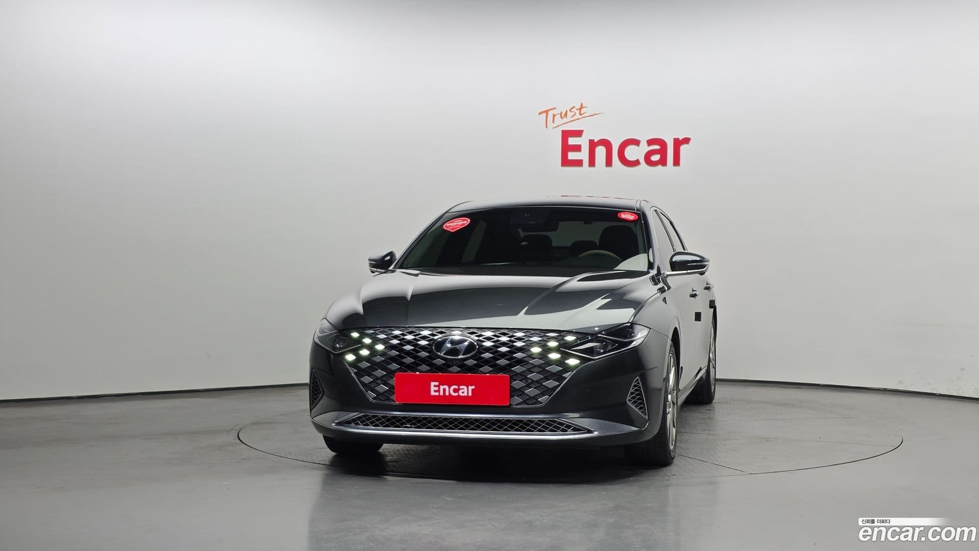 Main__Slider__Photo:Grandeur Hyundai 2020.11-2