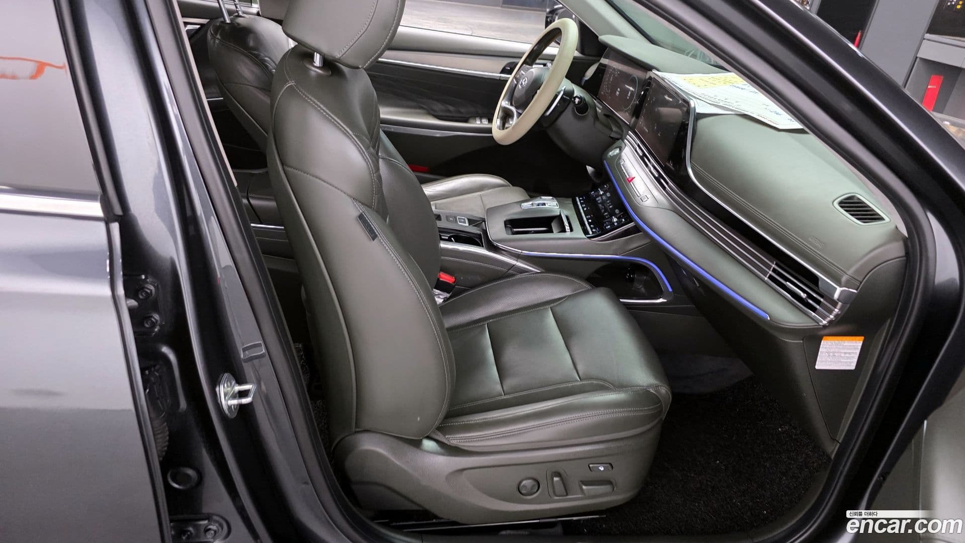 Main__Slider__Photo:Grandeur Hyundai 2020.11-11