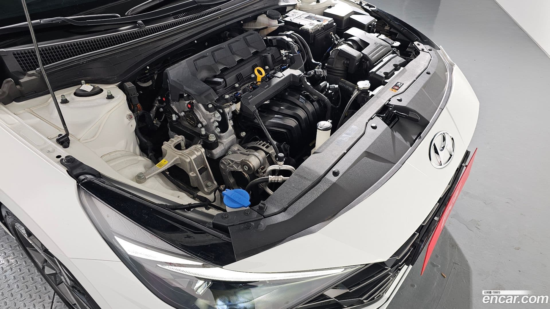 Main__Slider__Photo:AVANTE Hyundai 2022.11-5