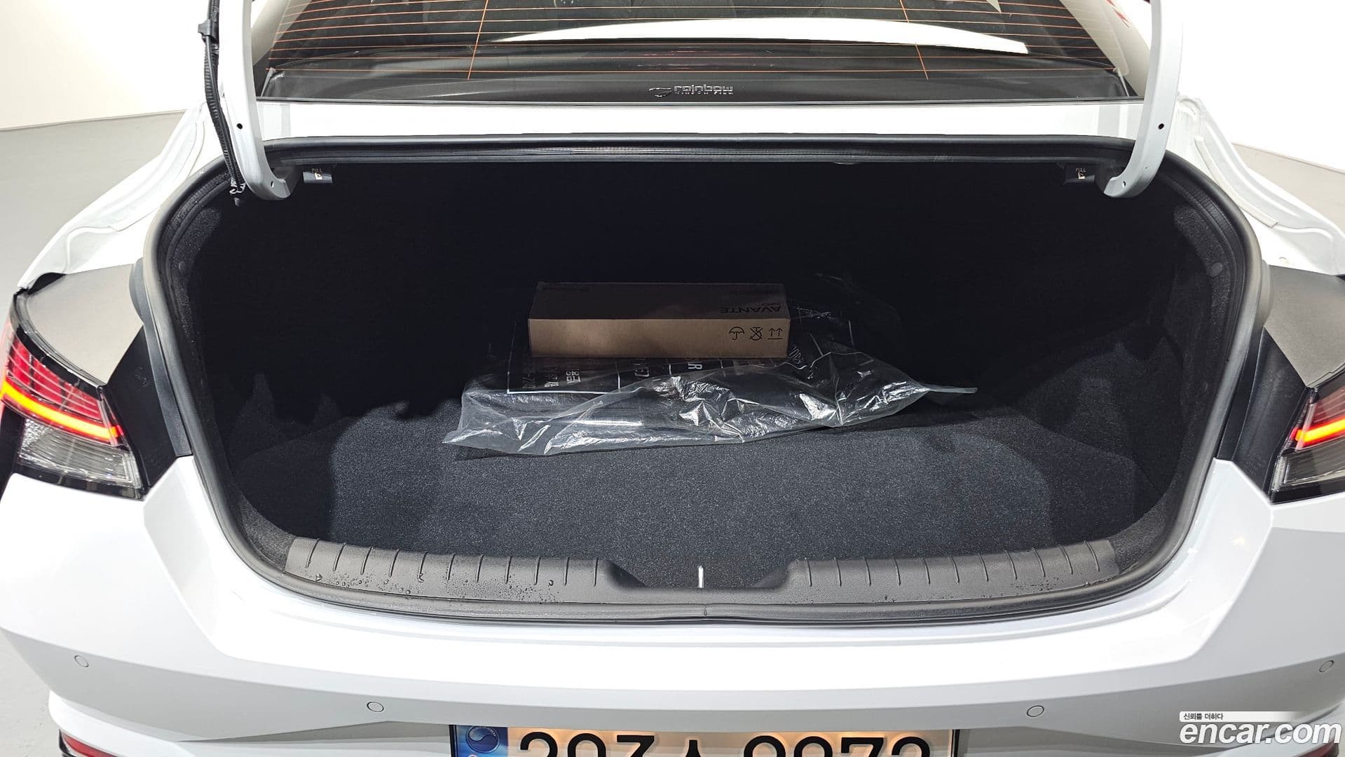 Main__Slider__Photo:AVANTE Hyundai 2022.11-19