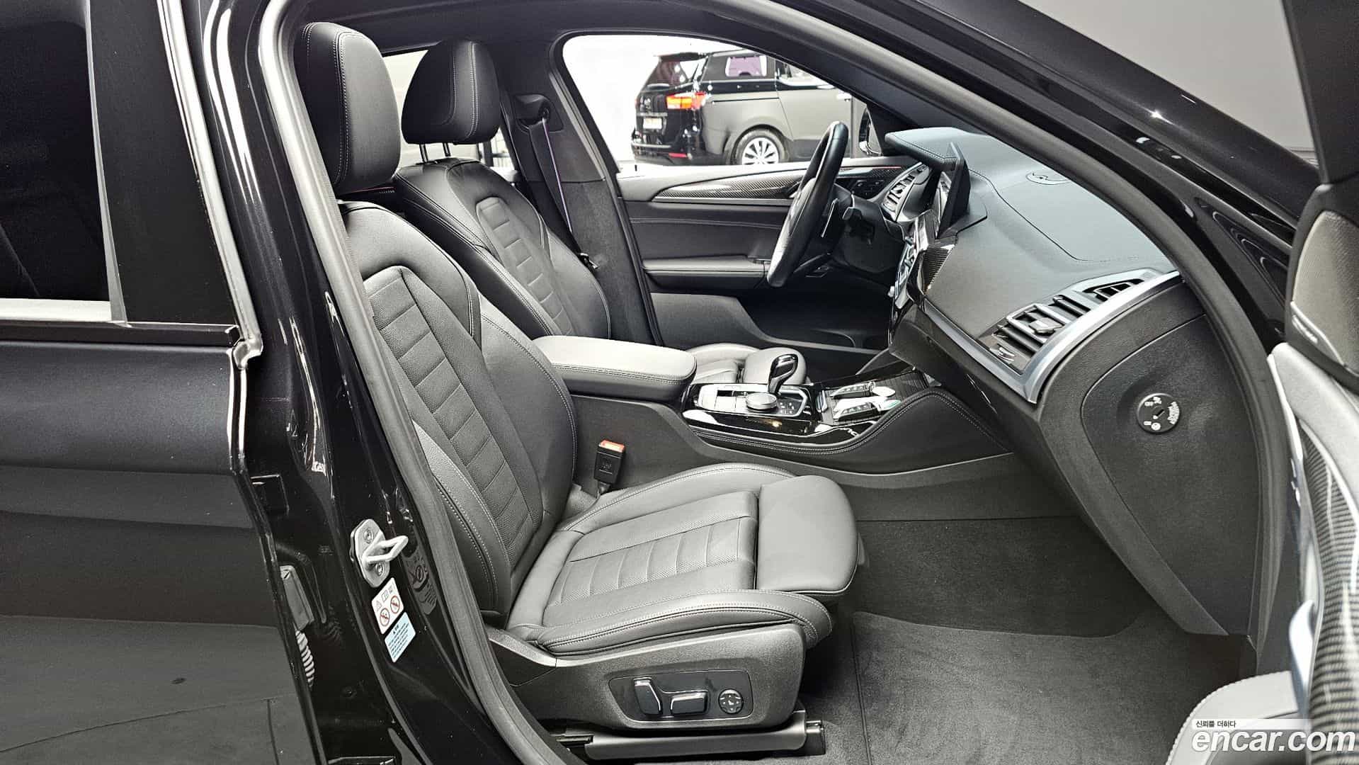 X4 BMW 2024.0-INNER-010