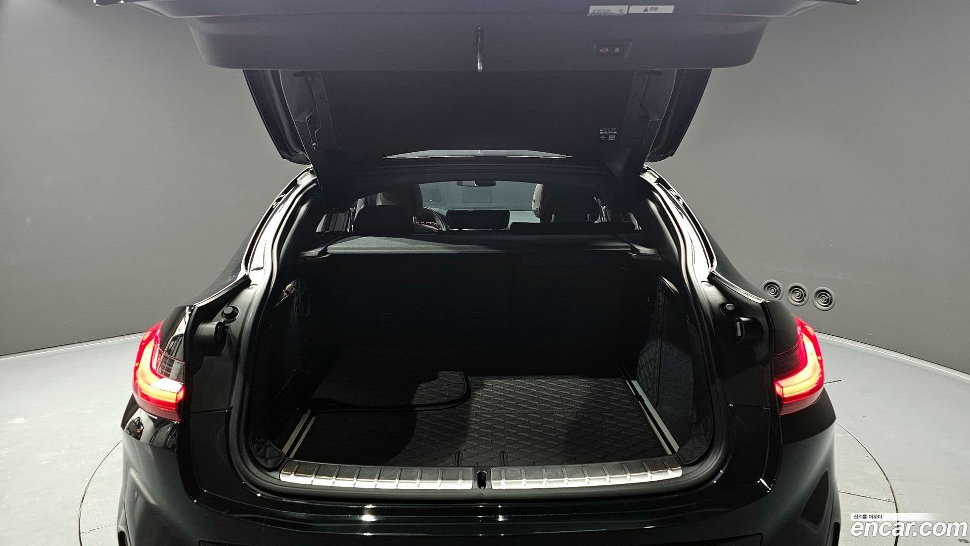 Main__Slider__Photo:X4 BMW 2024.0-19