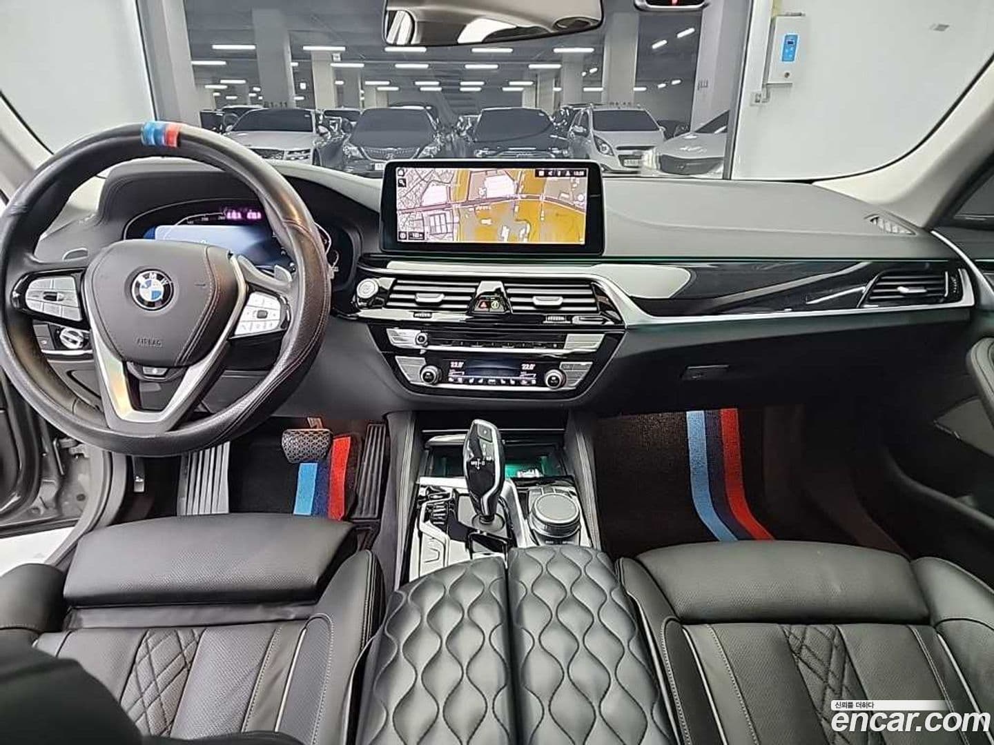 Main__Slider__Photo:5-Series BMW 2021.4-6