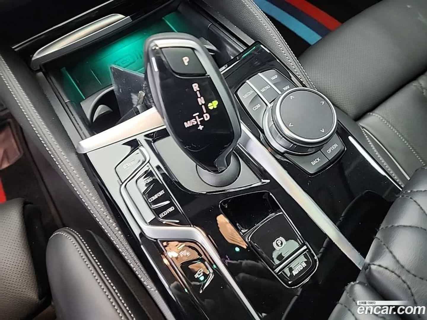 5-Series BMW 2021.4-INNER-008