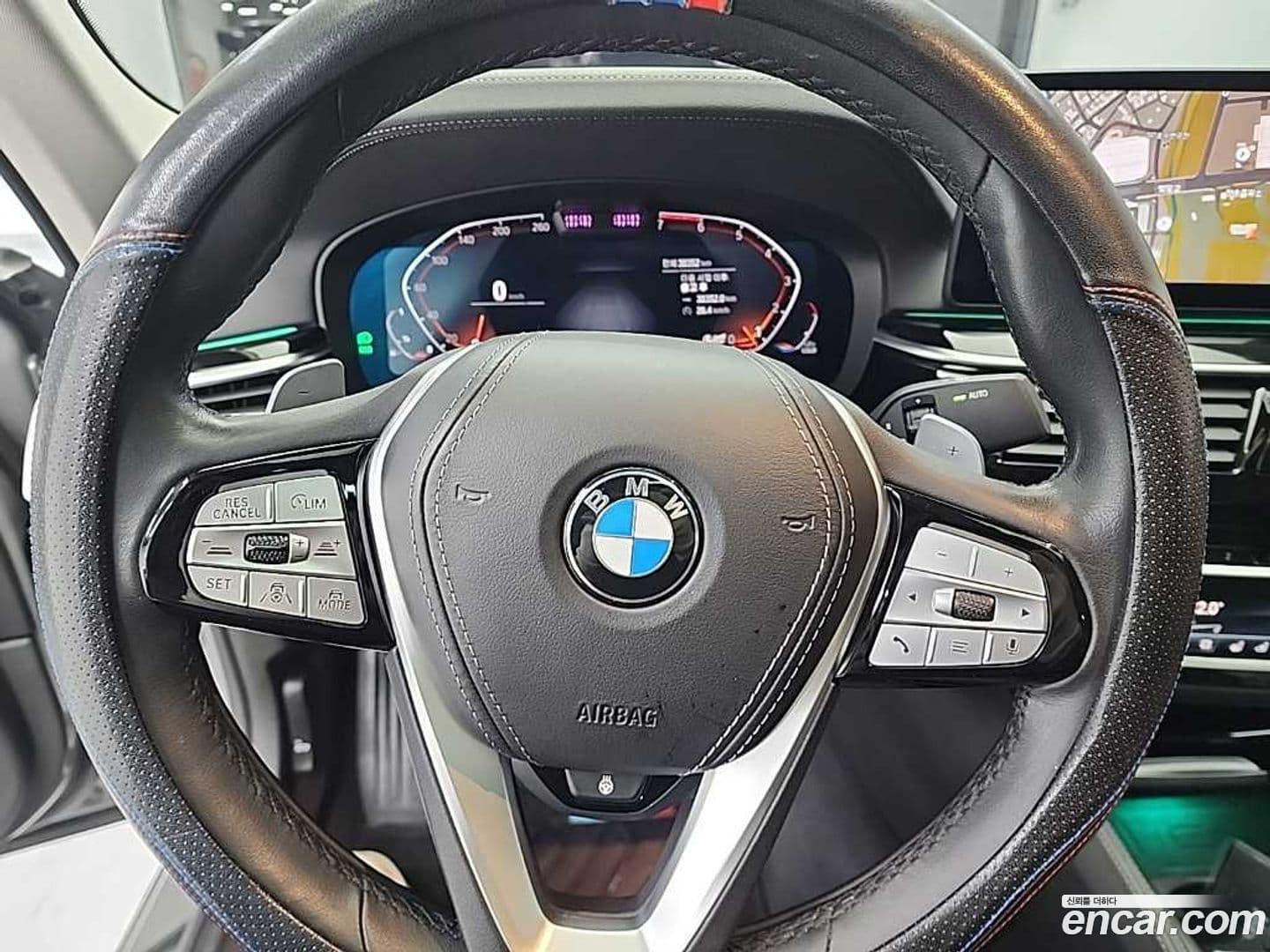 Main__Slider__Photo:5-Series BMW 2021.4-8