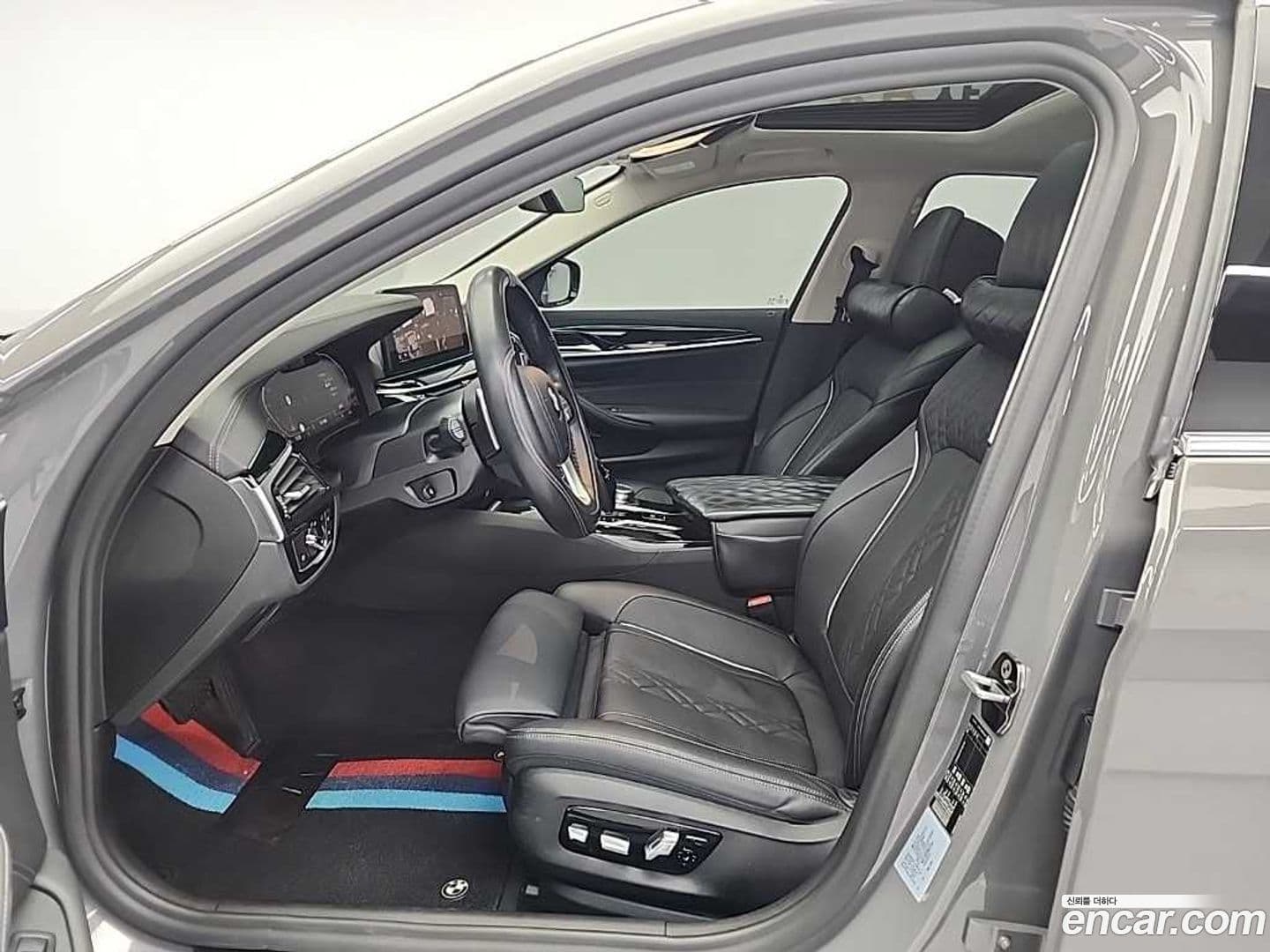 Main__Slider__Photo:5-Series BMW 2021.4-10