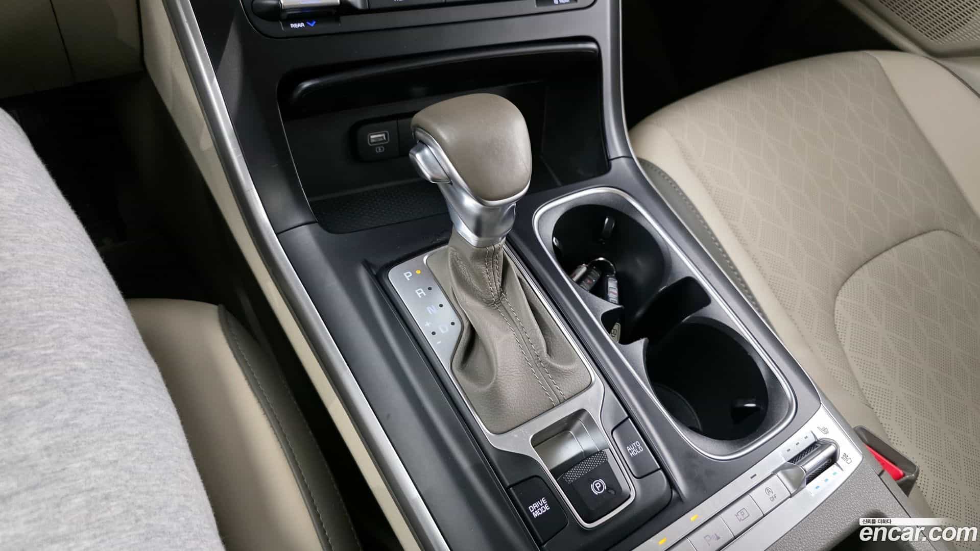 Canival Kia 2021.2-INNER-009