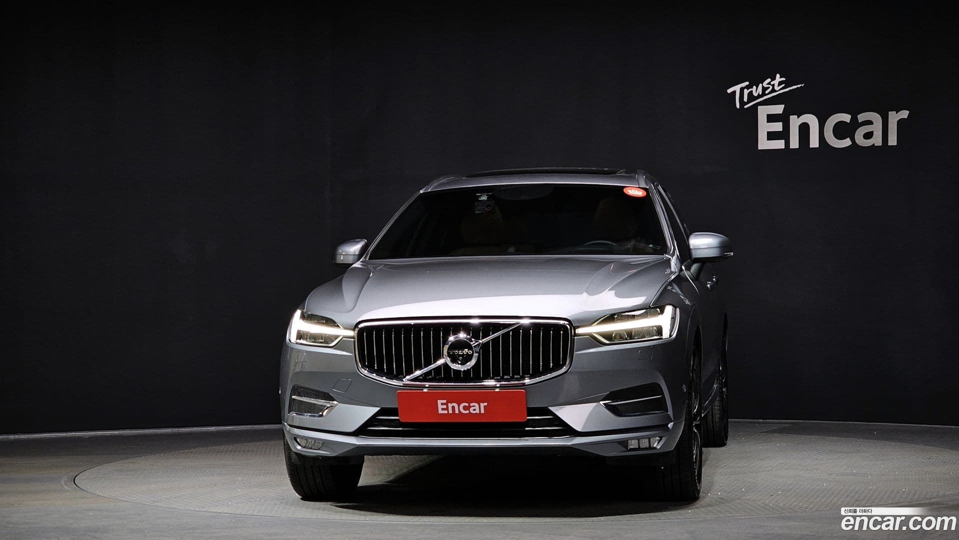 Main__Slider__Photo:XC60 Volvo 2017.10-2