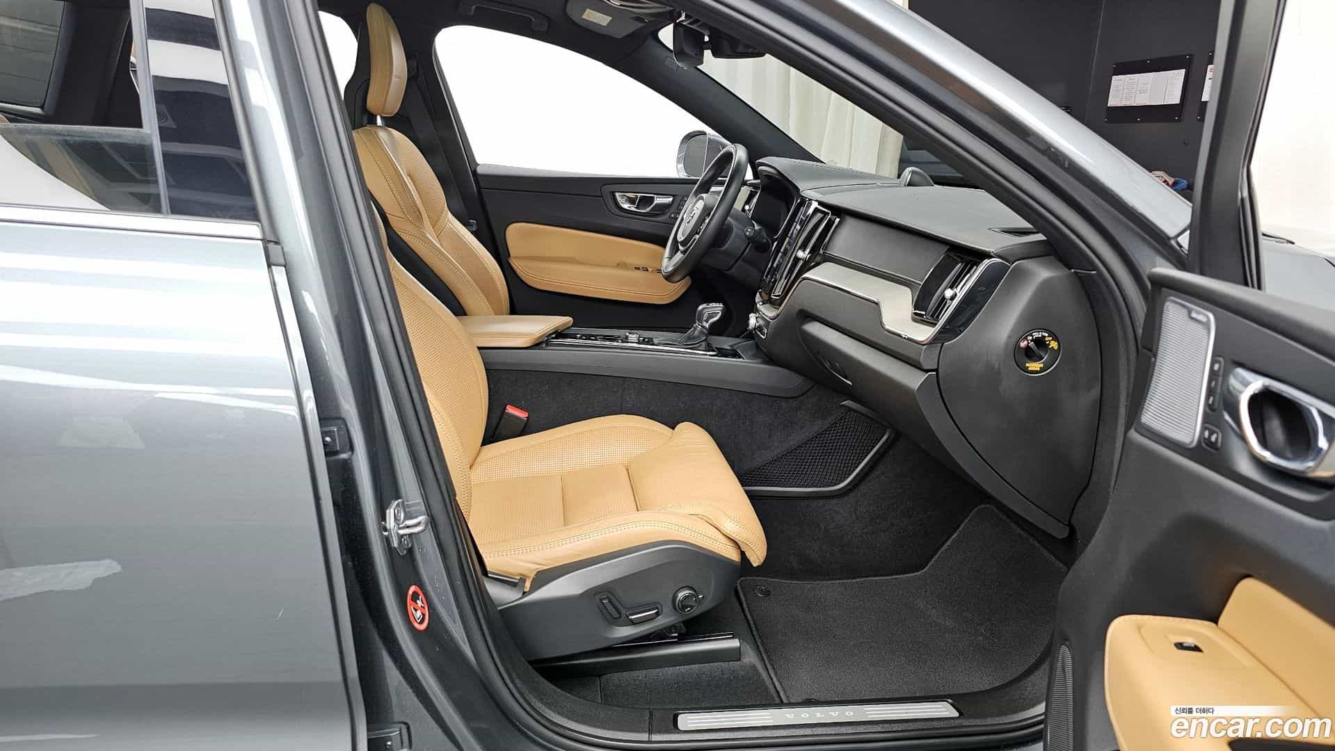 XC60 Volvo 2017.10-OPTION-015