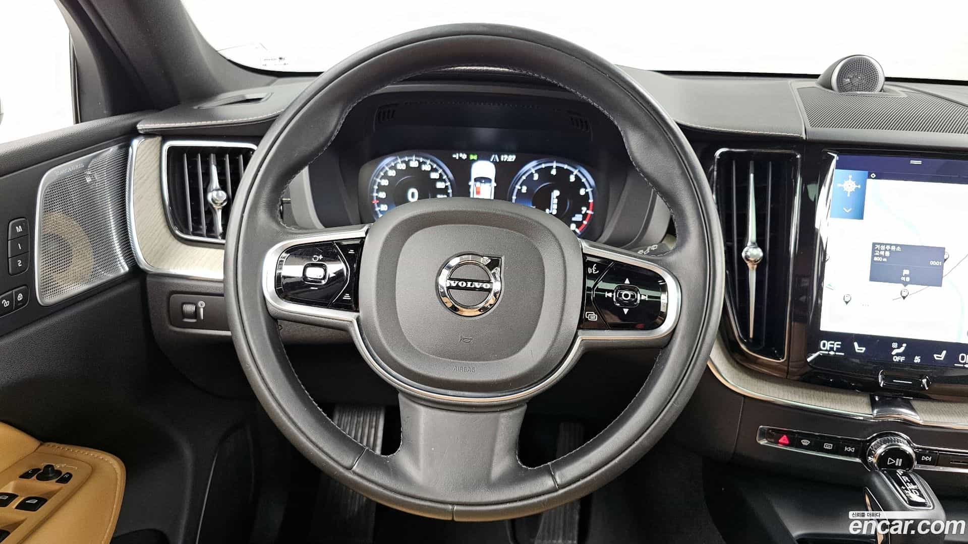 XC60 Volvo 2017.10-OPTION-017