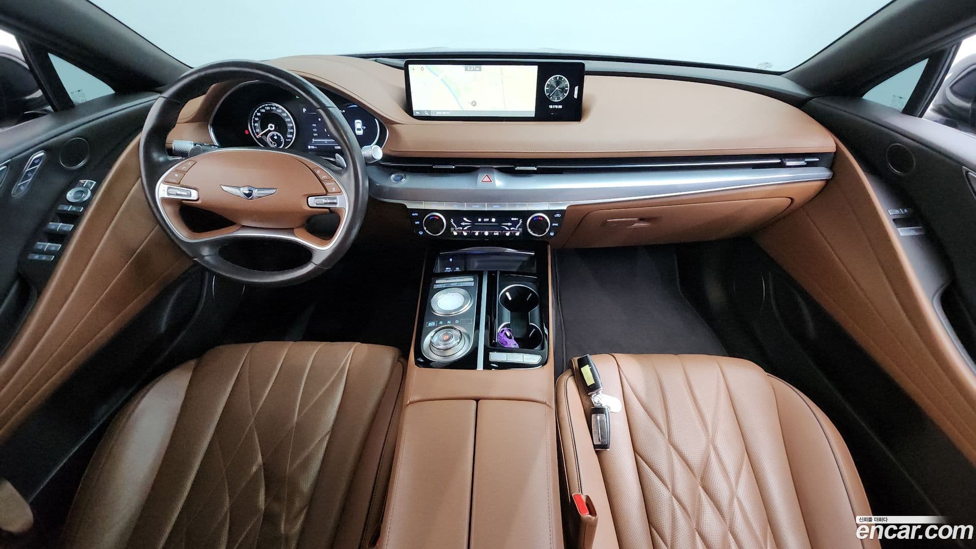 Main__Slider__Photo:G80 Genesis 2021.5-6