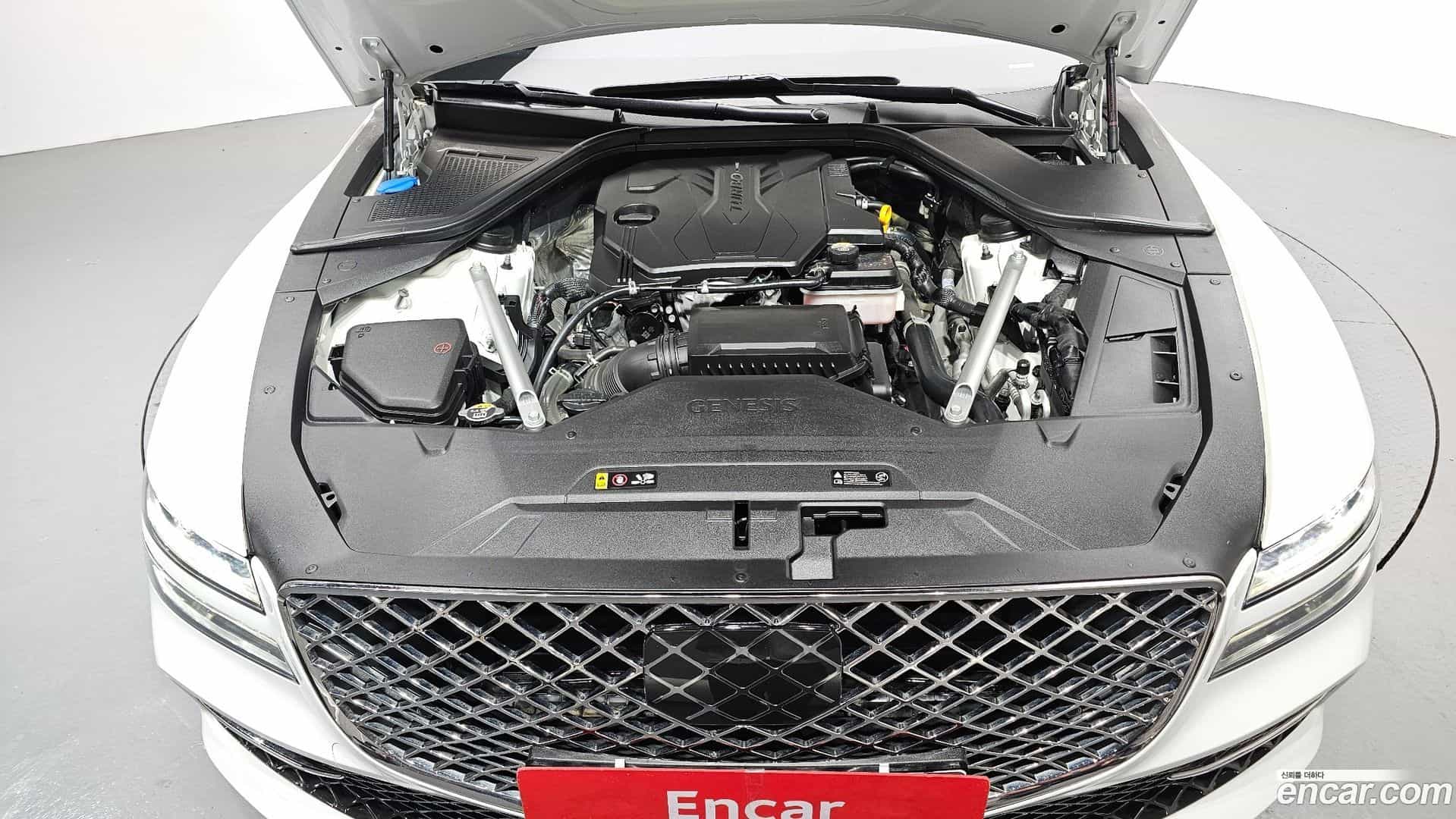 G80 Genesis 2023.3-INNER-006