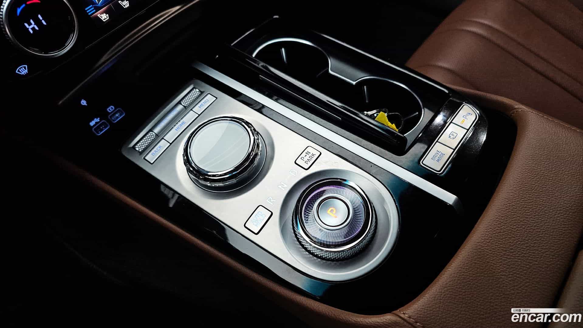 G80 Genesis 2023.3-INNER-009