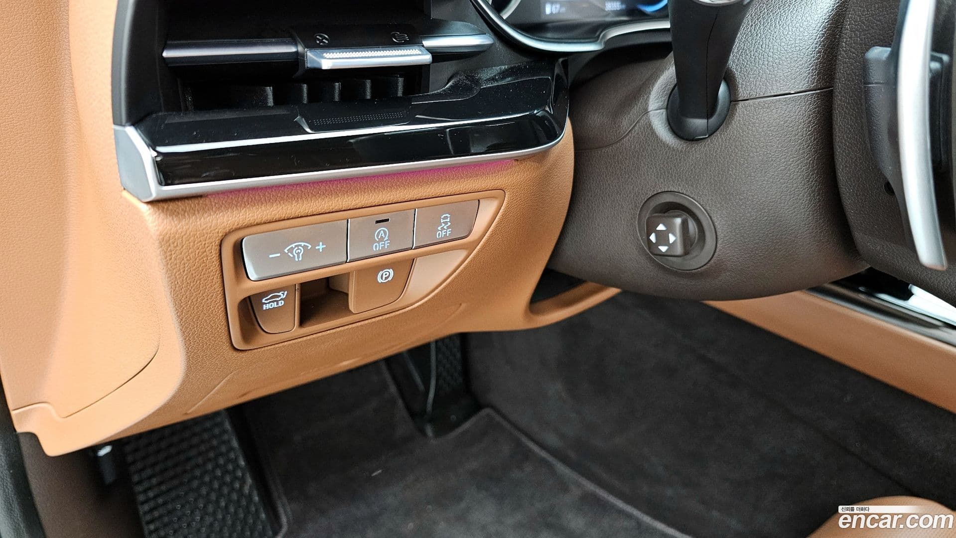 Main__Slider__Photo:G80 Genesis 2023.3-14