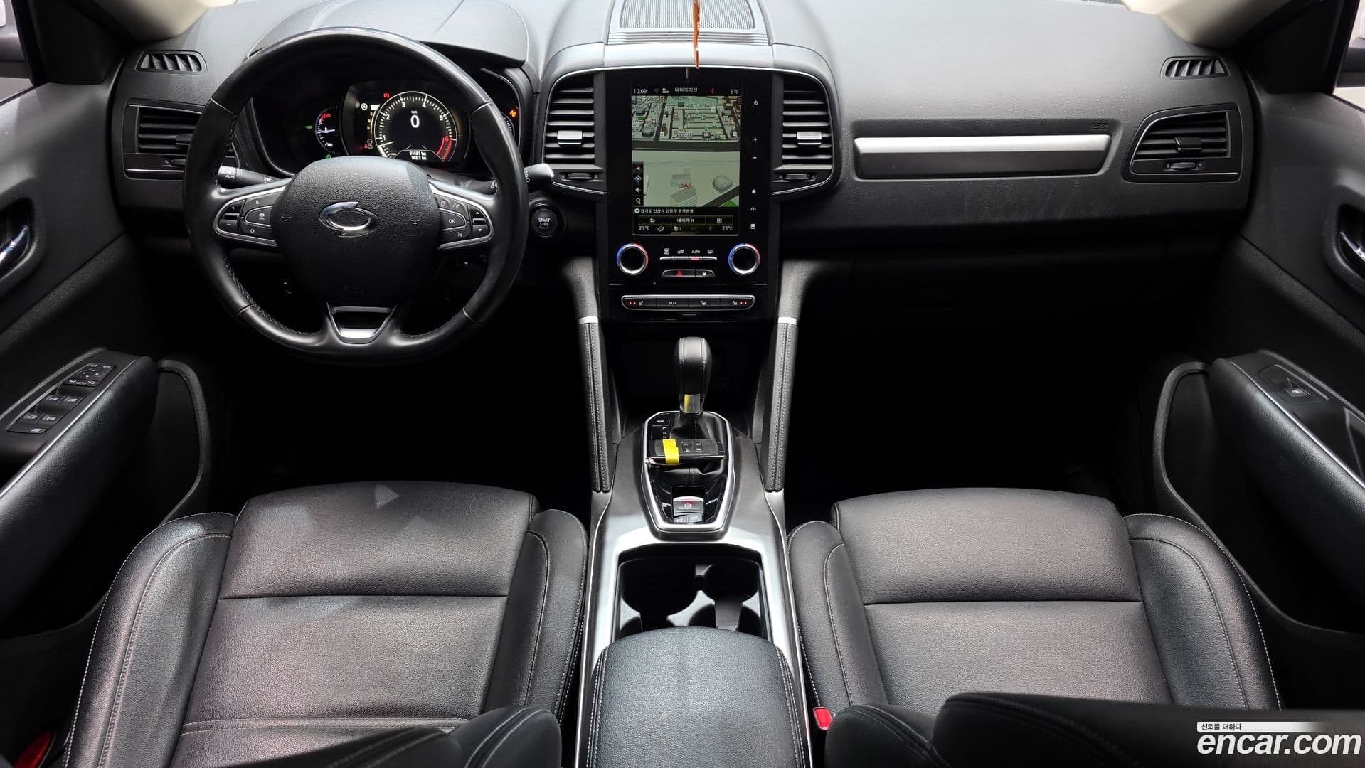 Main__Slider__Photo:QM6 Renault-KoreaSamsung 2022.6-6