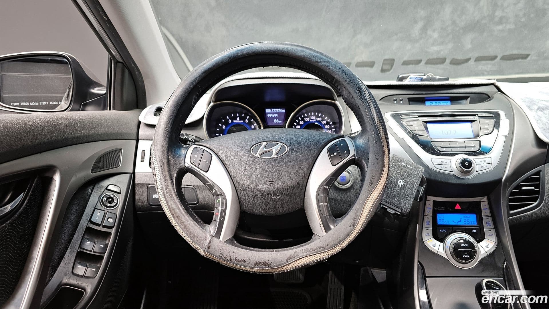 Main__Slider__Photo:AVANTE Hyundai 2010.8-12