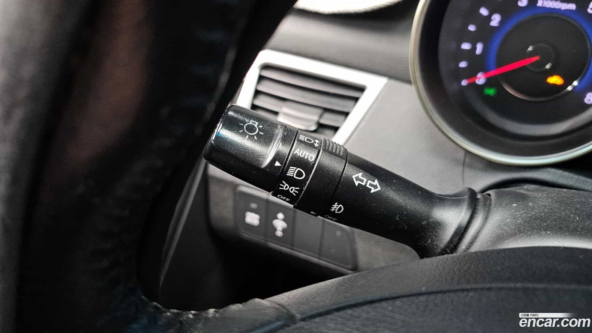 AVANTE Hyundai 2010.8-OPTION-021