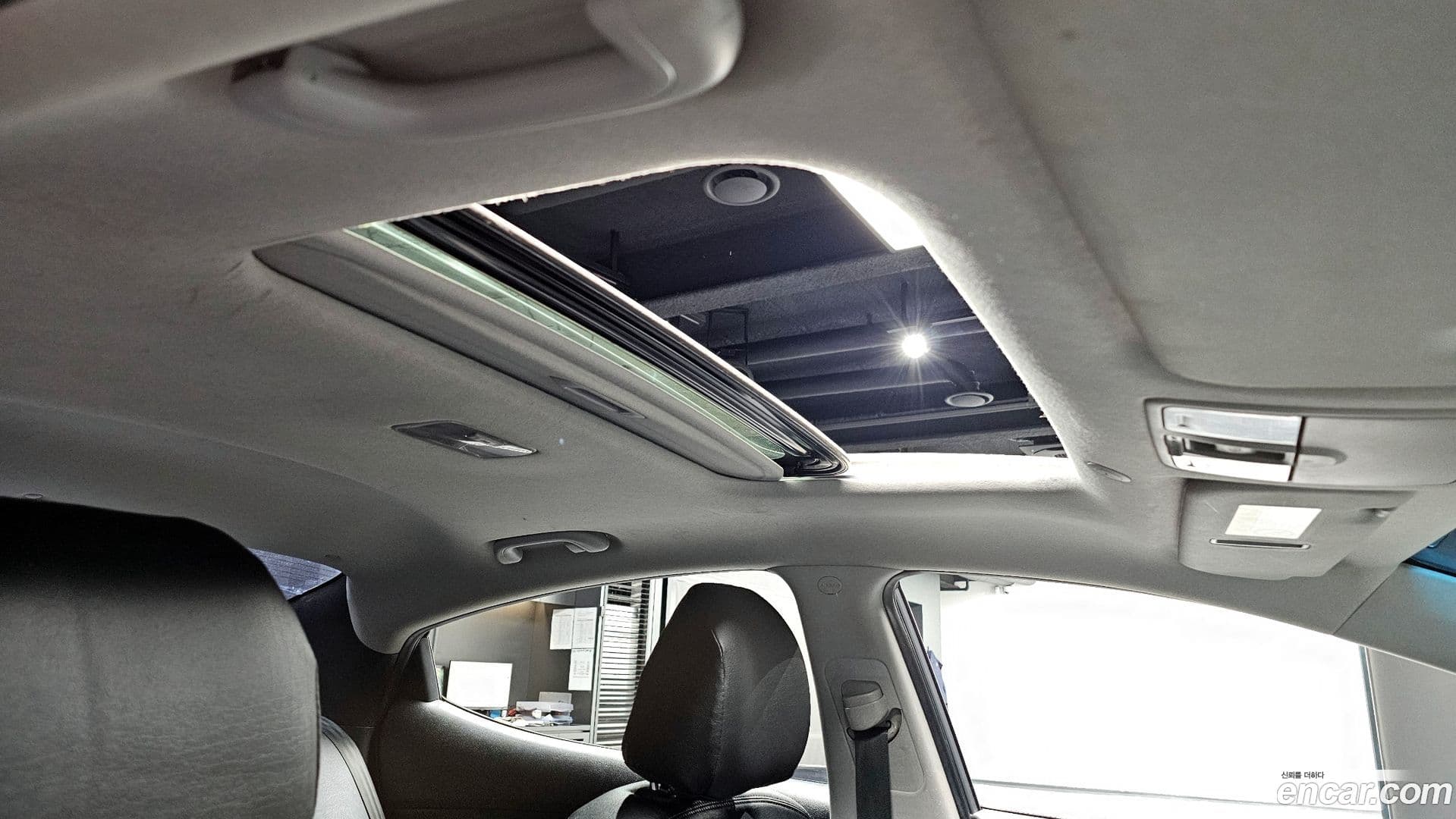 Main__Slider__Photo:AVANTE Hyundai 2010.8-17