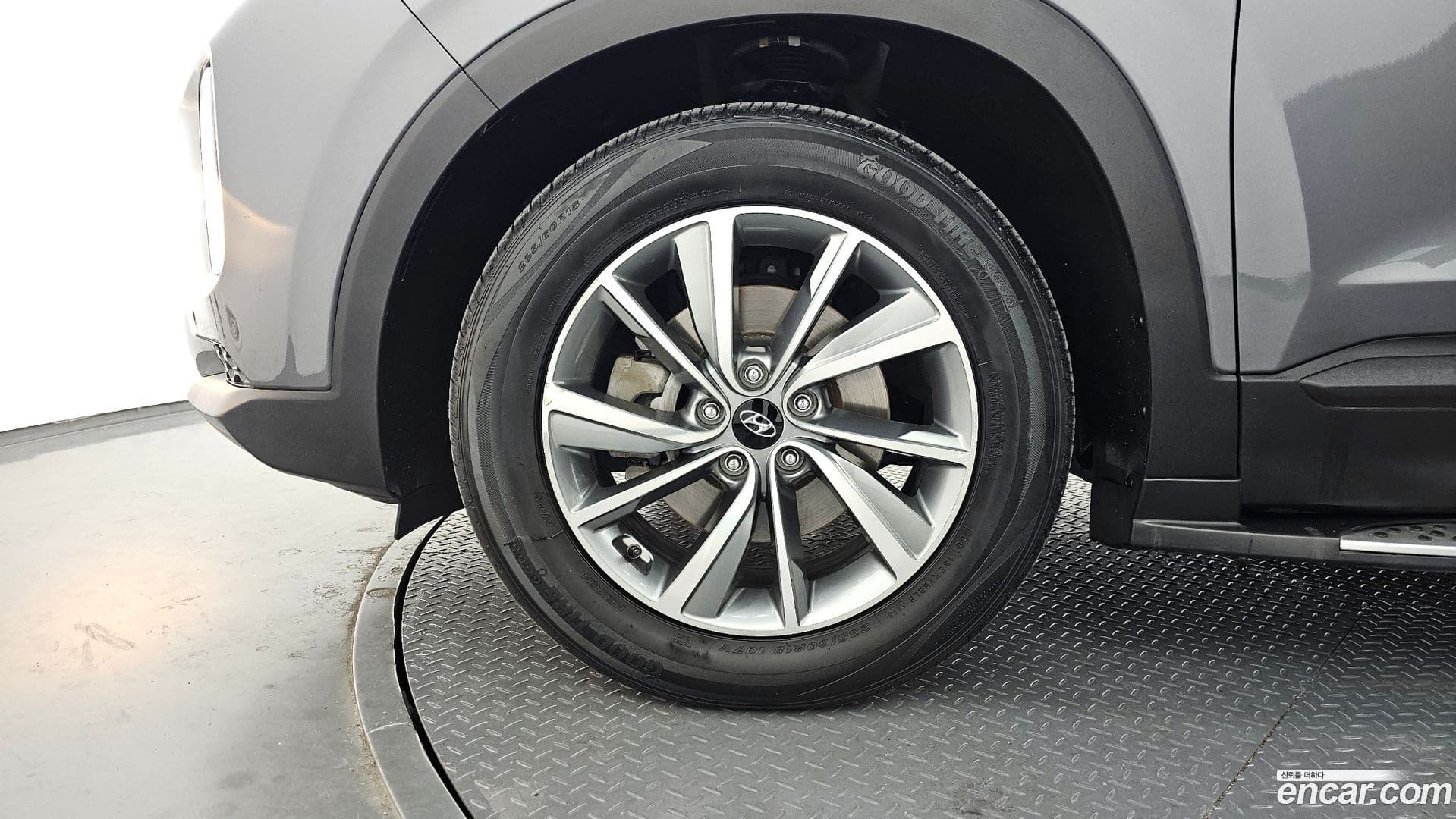 Main__Slider__Photo:Santafe Hyundai 2018.10-4