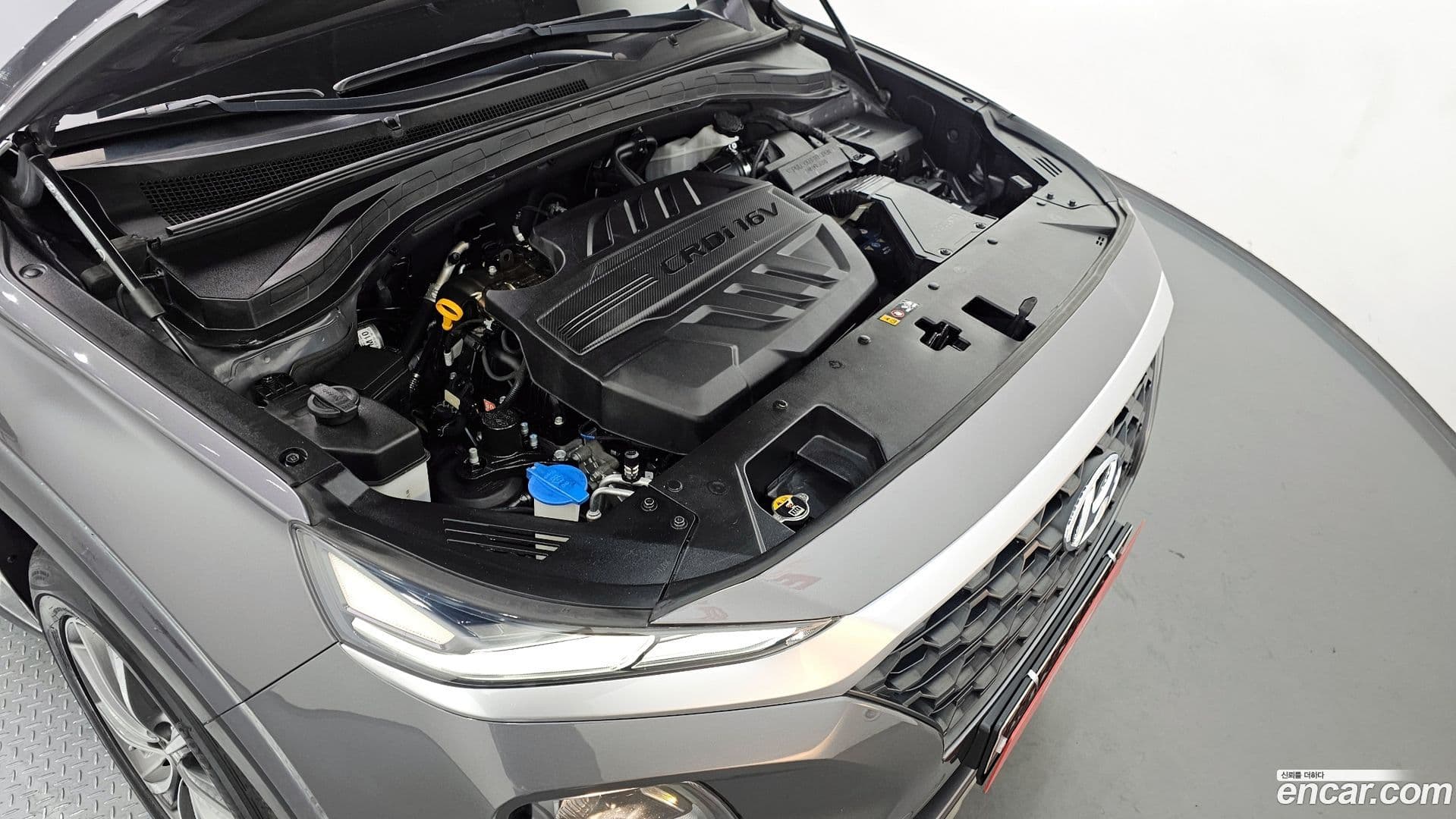 Main__Slider__Photo:Santafe Hyundai 2018.10-5