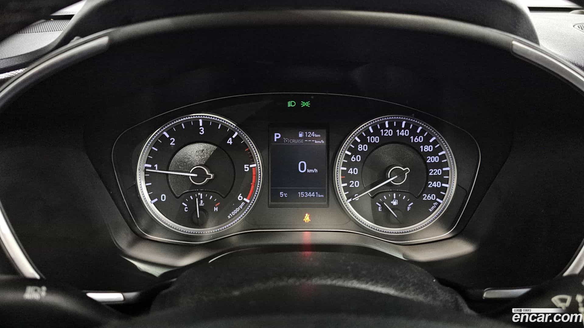 Santafe Hyundai 2018.10-INNER-008