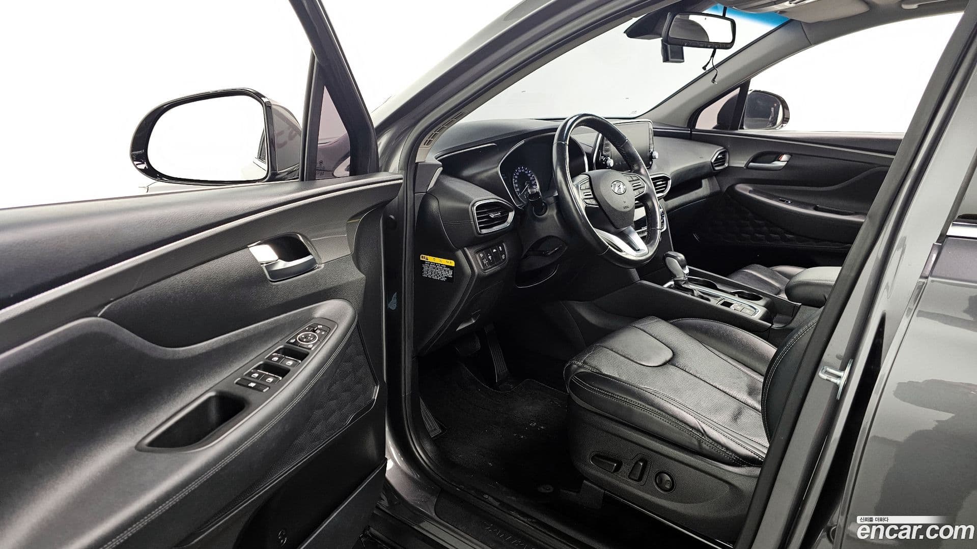 Main__Slider__Photo:Santafe Hyundai 2018.10-10