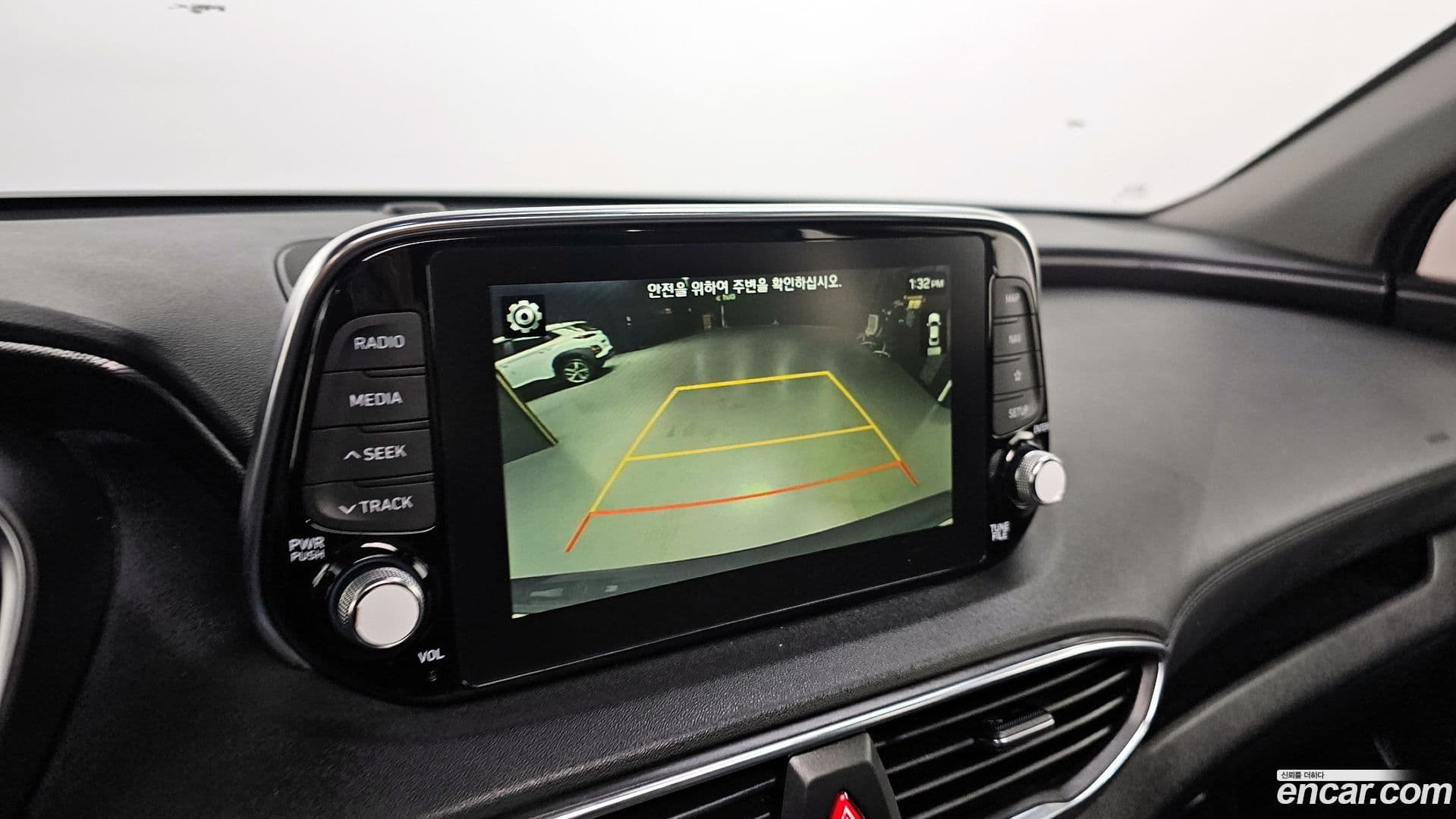 Main__Slider__Photo:Santafe Hyundai 2018.10-14