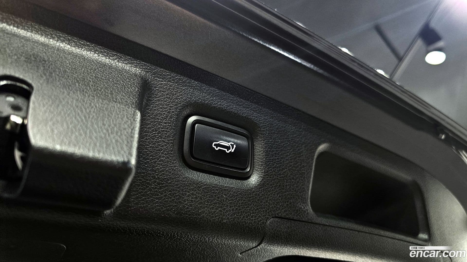 Main__Slider__Photo:Santafe Hyundai 2018.10-18