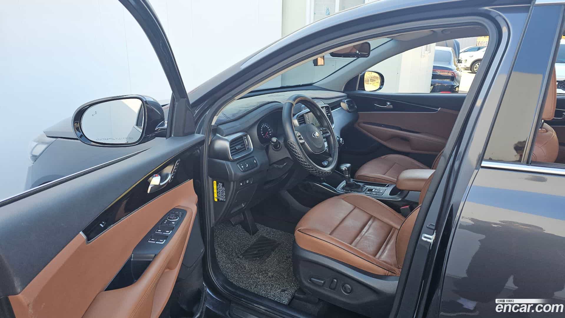 Sorento Kia 2018.1-INNER-010