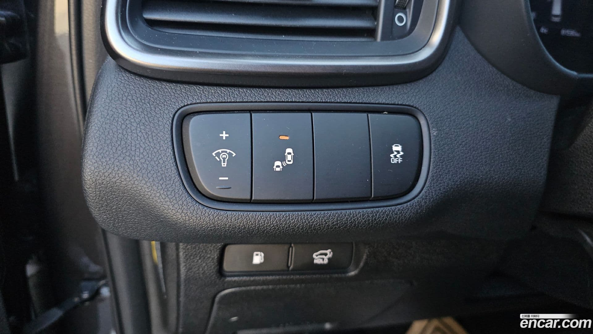 Main__Slider__Photo:Sorento Kia 2018.1-16