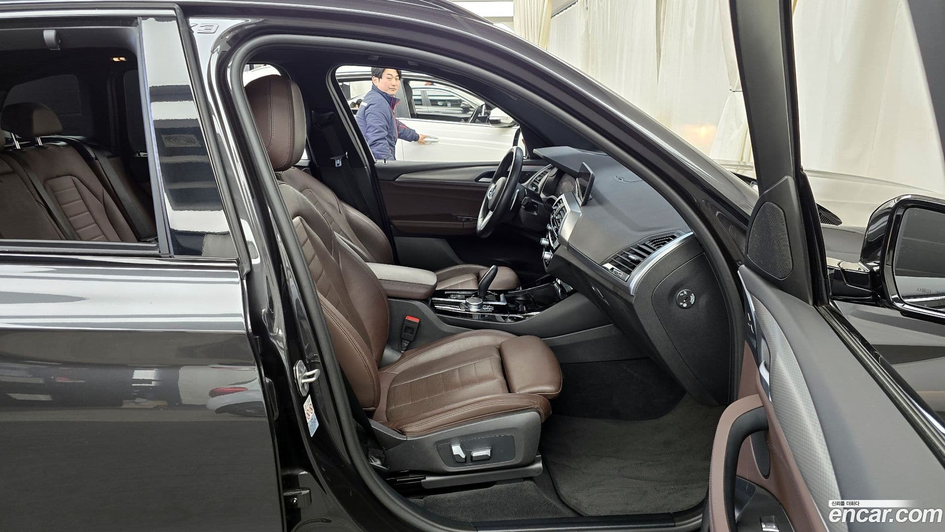 Main__Slider__Photo:X3 BMW 2021.8-10