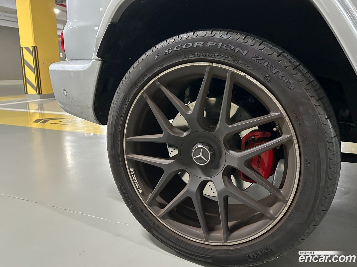 Main__Slider__Photo:G-Class Mercedes-Benz 2021.11-11