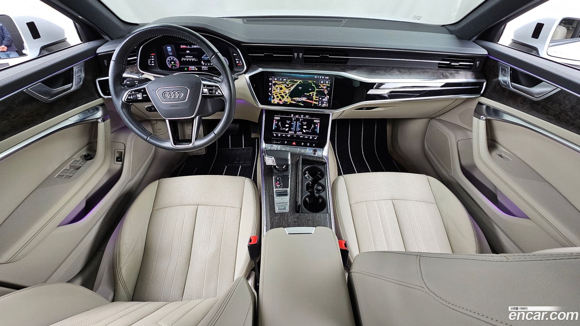 Main__Slider__Photo:A6 Audi 2020.4-6