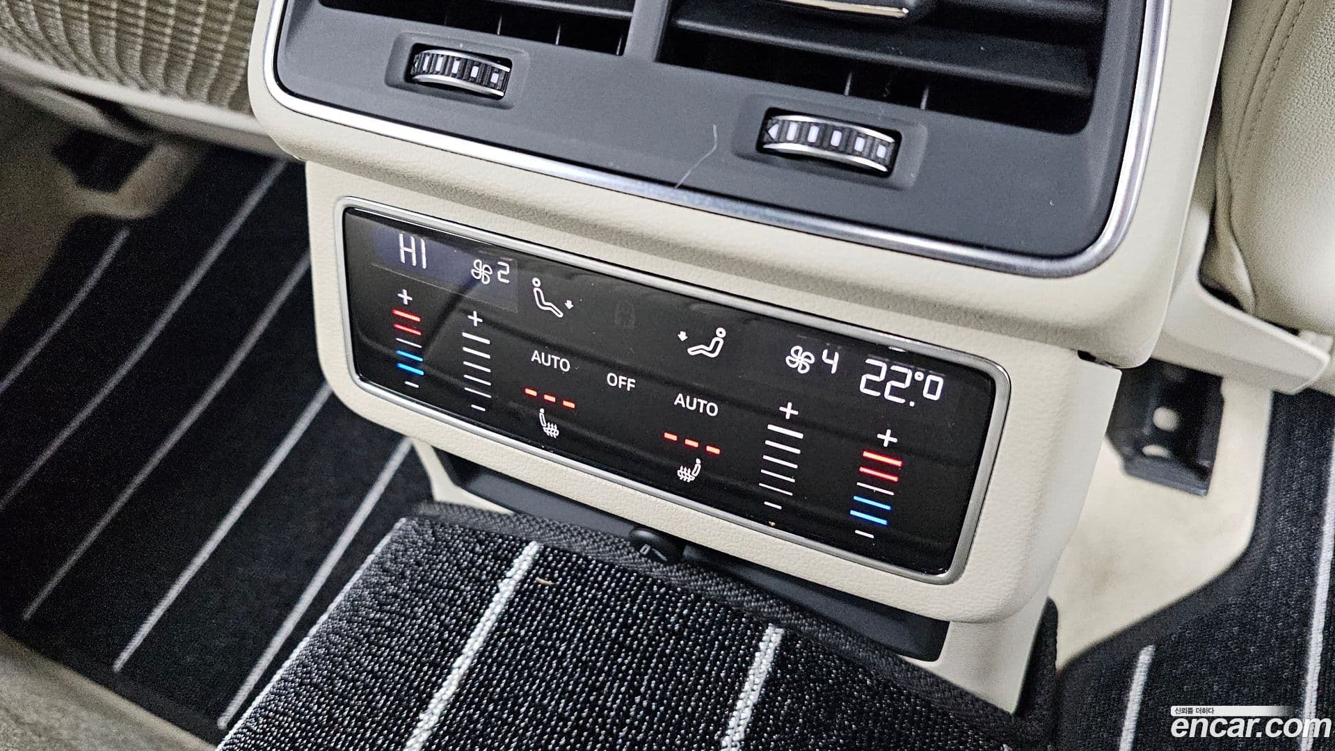 Main__Slider__Photo:A6 Audi 2020.4-18