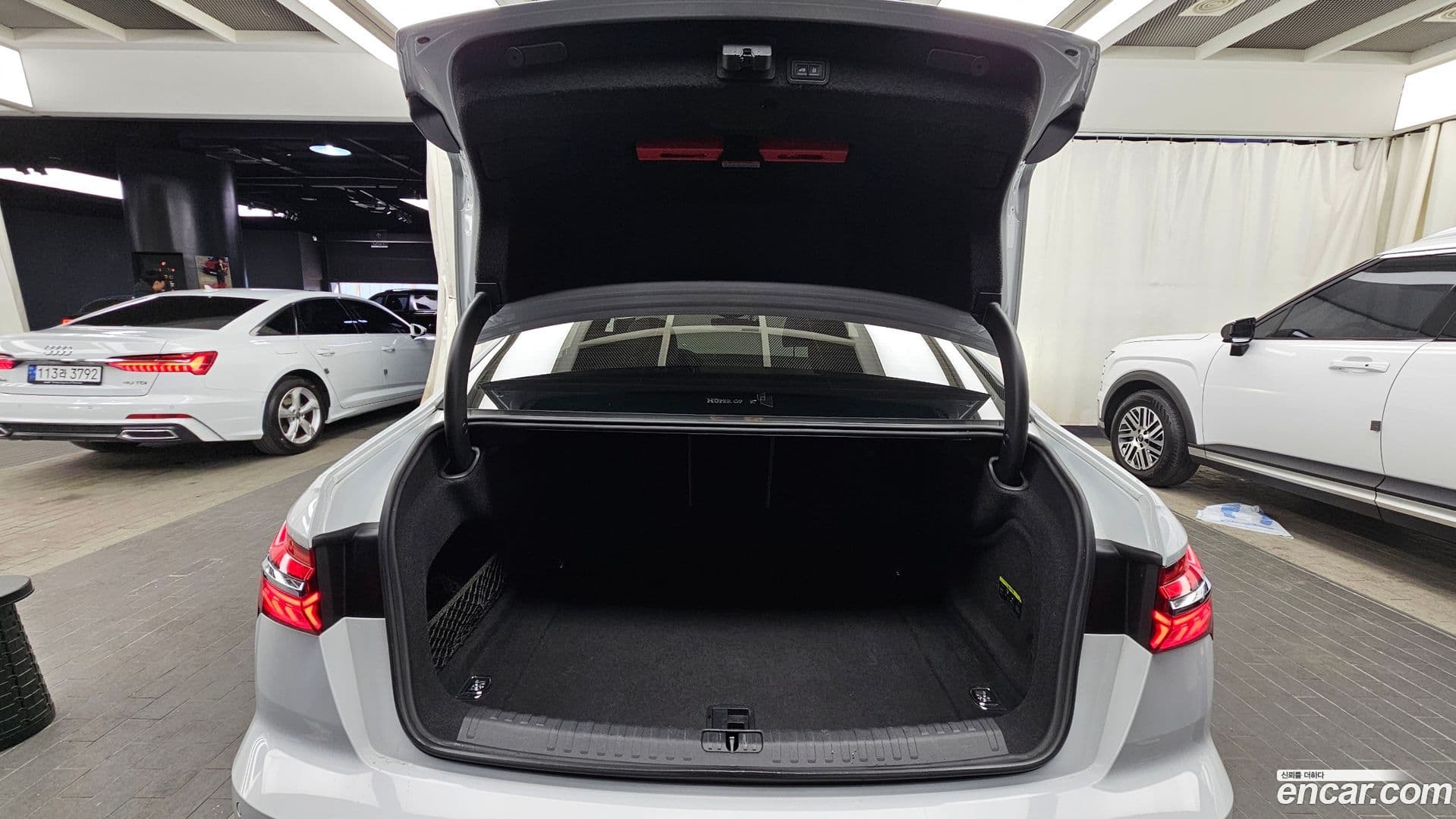 Main__Slider__Photo:A6 Audi 2020.4-19