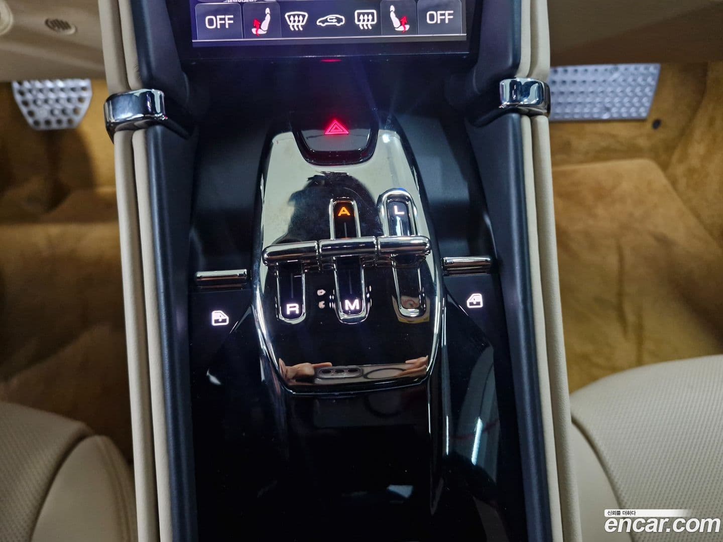 Main__Slider__Photo:Roma Ferrari 2021.7-16