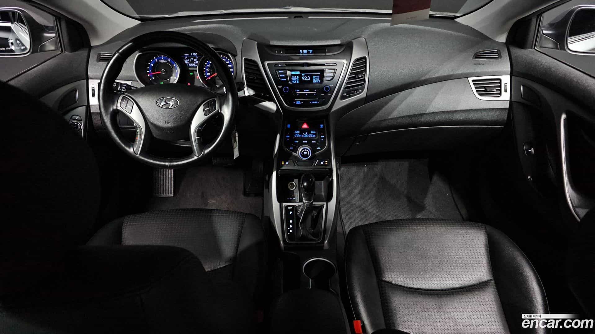 AVANTE Hyundai 2014.0-INNER-007