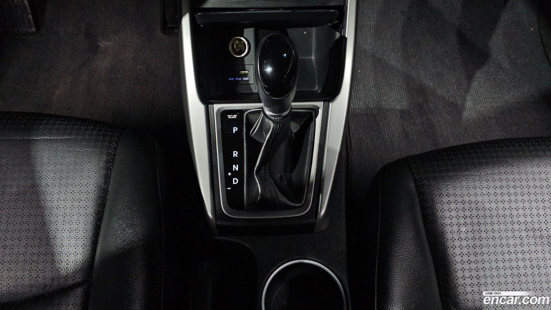 Main__Slider__Photo:AVANTE Hyundai 2014.0-8