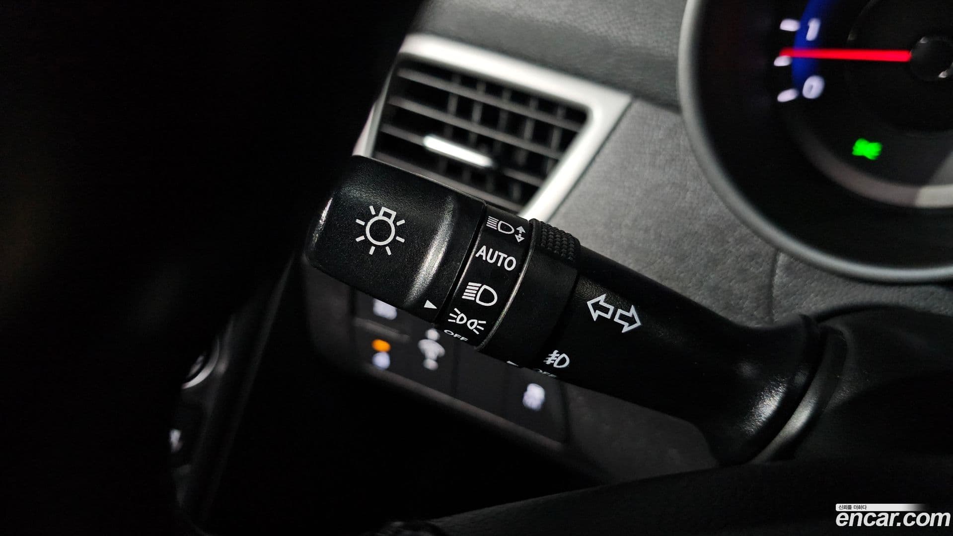 Main__Slider__Photo:AVANTE Hyundai 2014.0-17