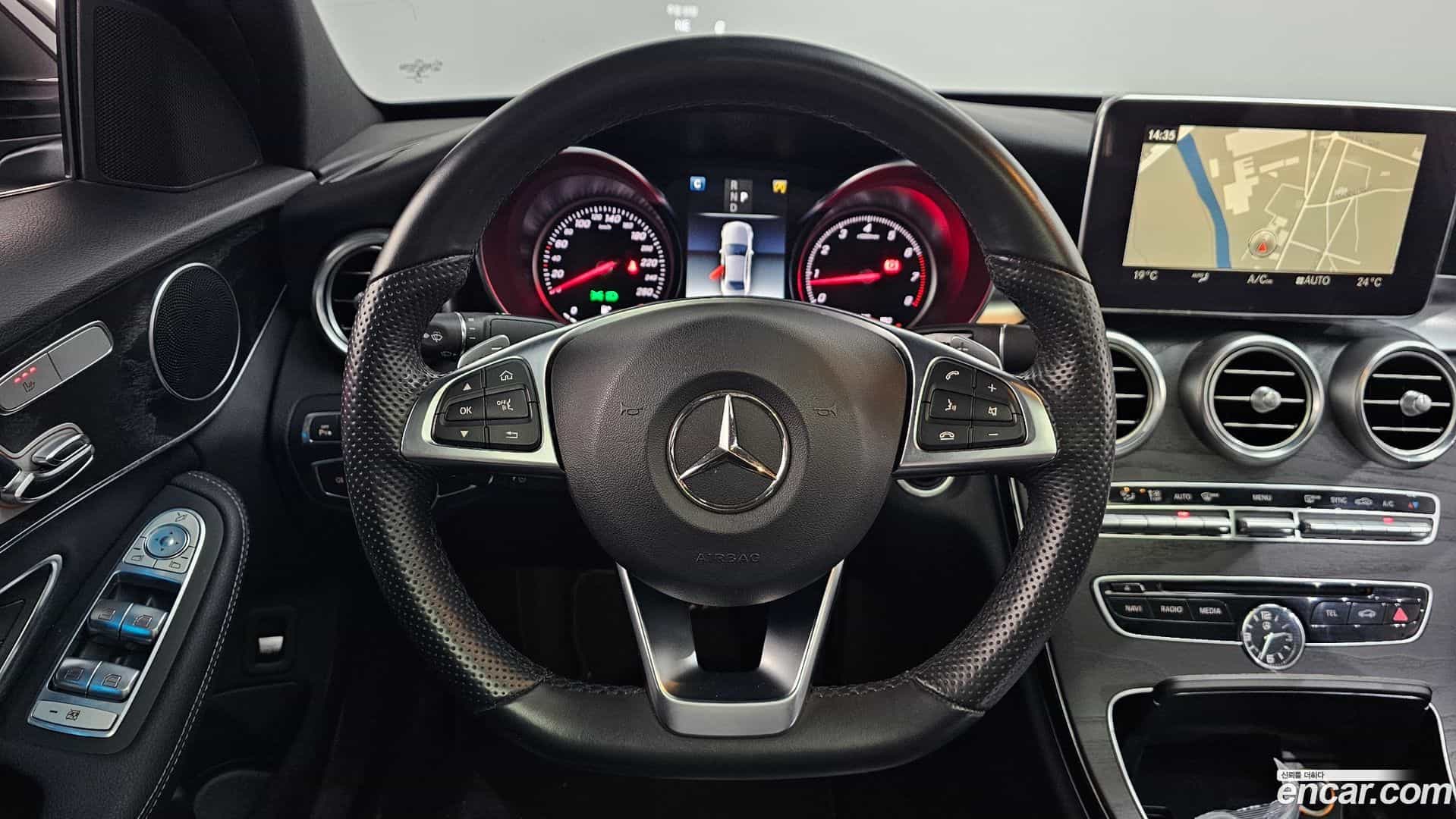 C-Class Mercedes-Benz 2018.3-OPTION-017